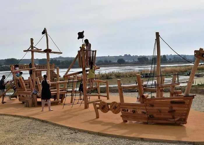 La Mariniere, Avec Garage, 2 Etoiles A 100m De La